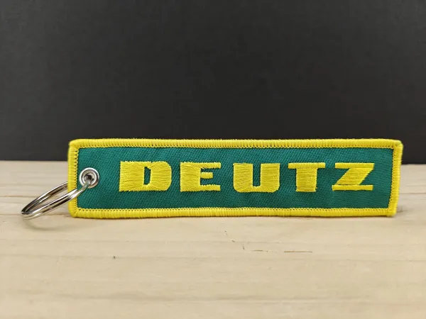 F4L 514 Schlüsselanhänger